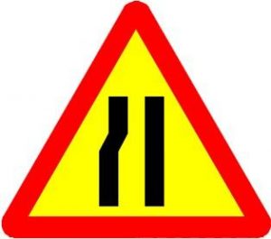 Biển báo W.203b - Đường bị thu hẹp