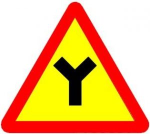 Biển báo W.205e - Đường giao nhau