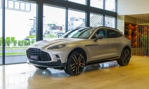 Aston Martin DBX