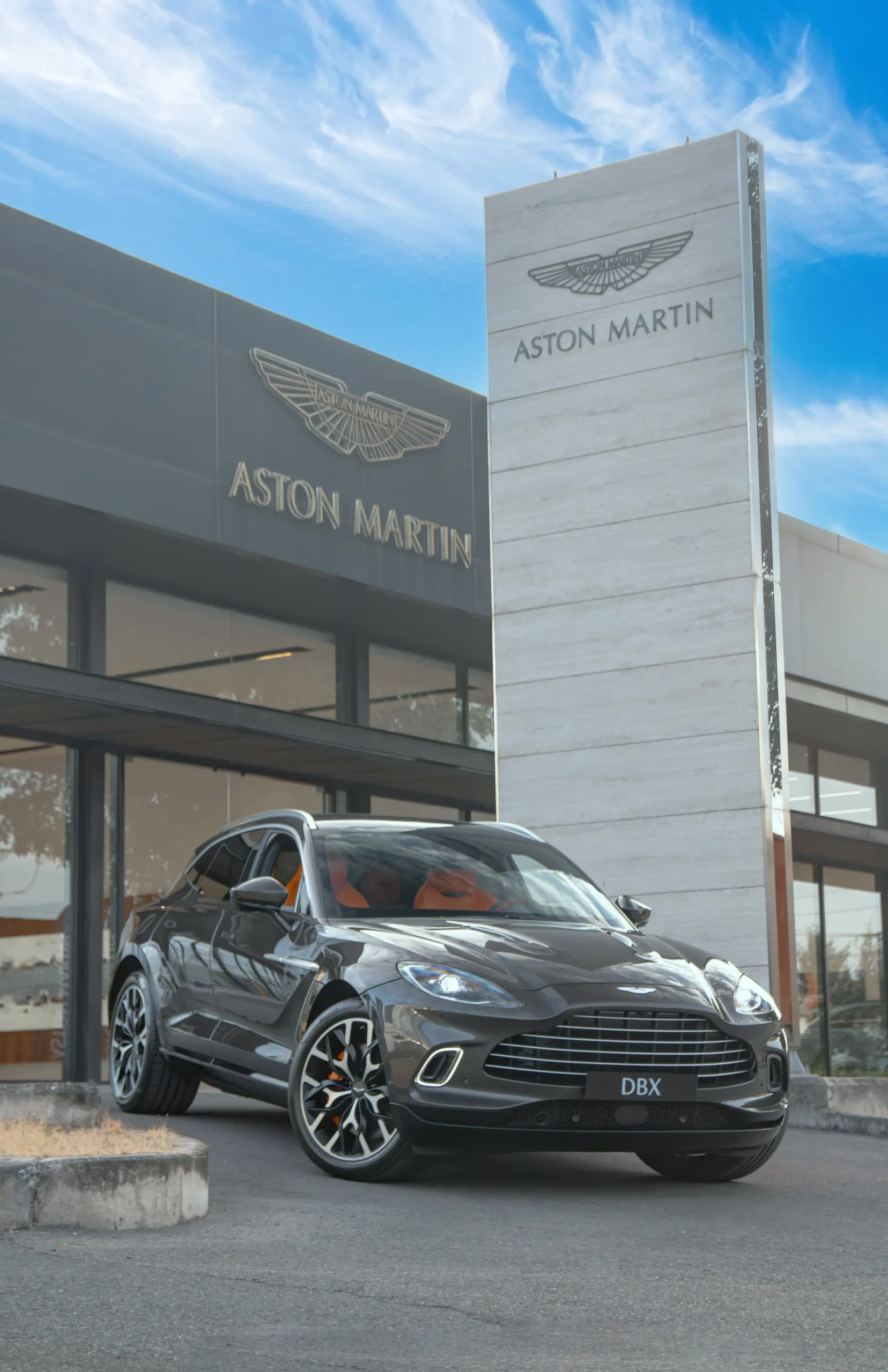 Aston Martin DBX