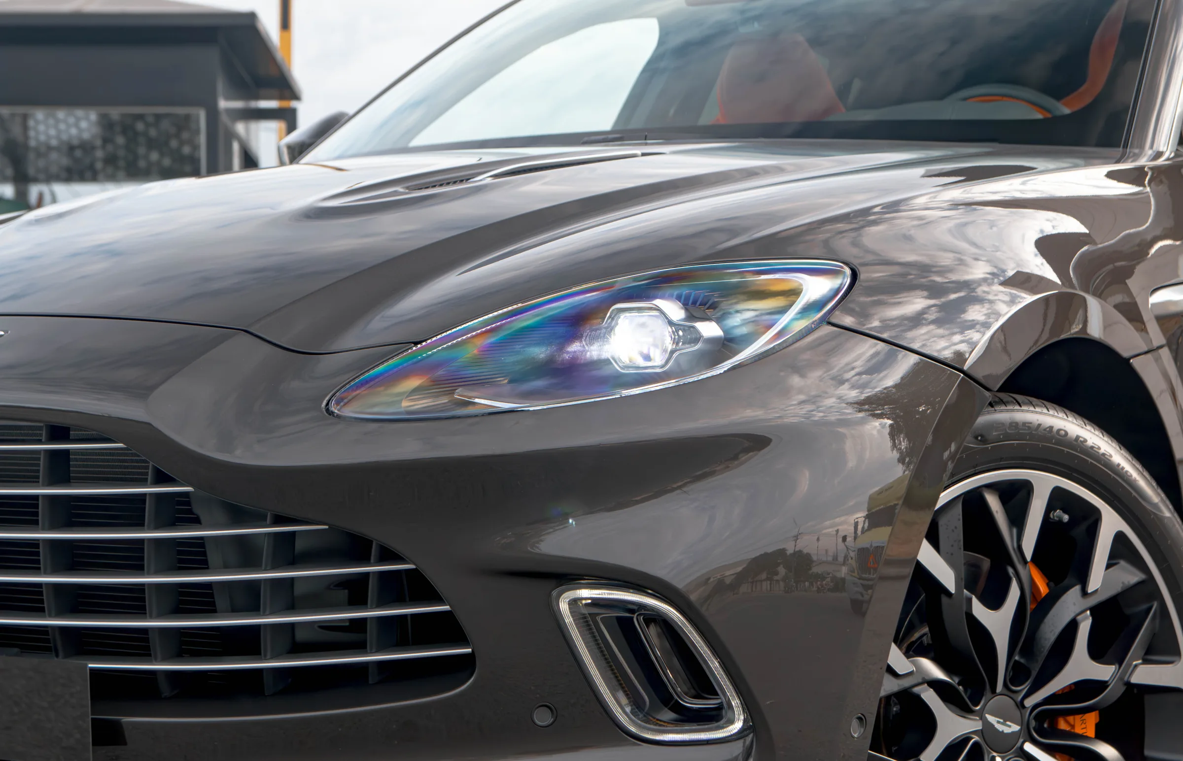 Aston Martin DBX