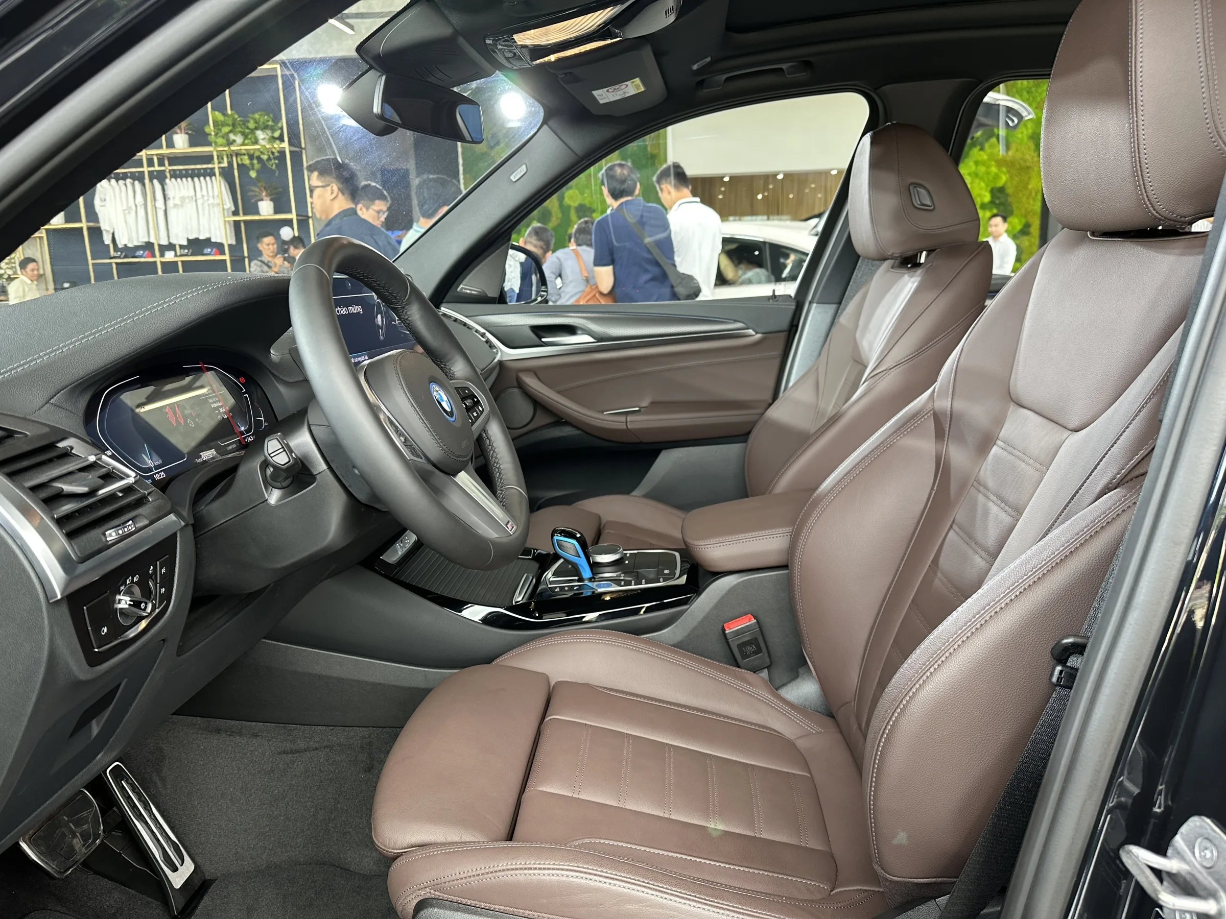 BMW iX3