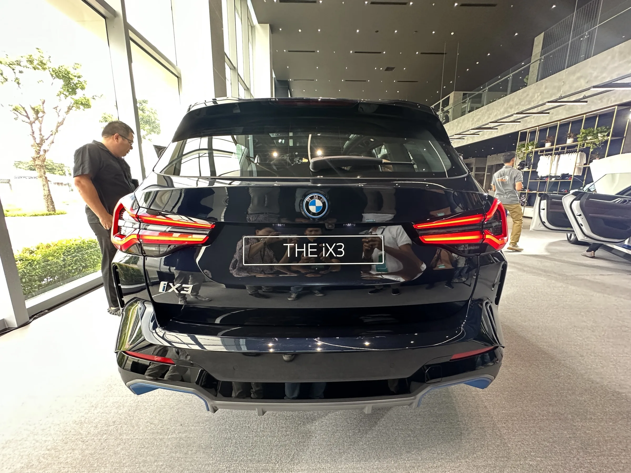 BMW iX3