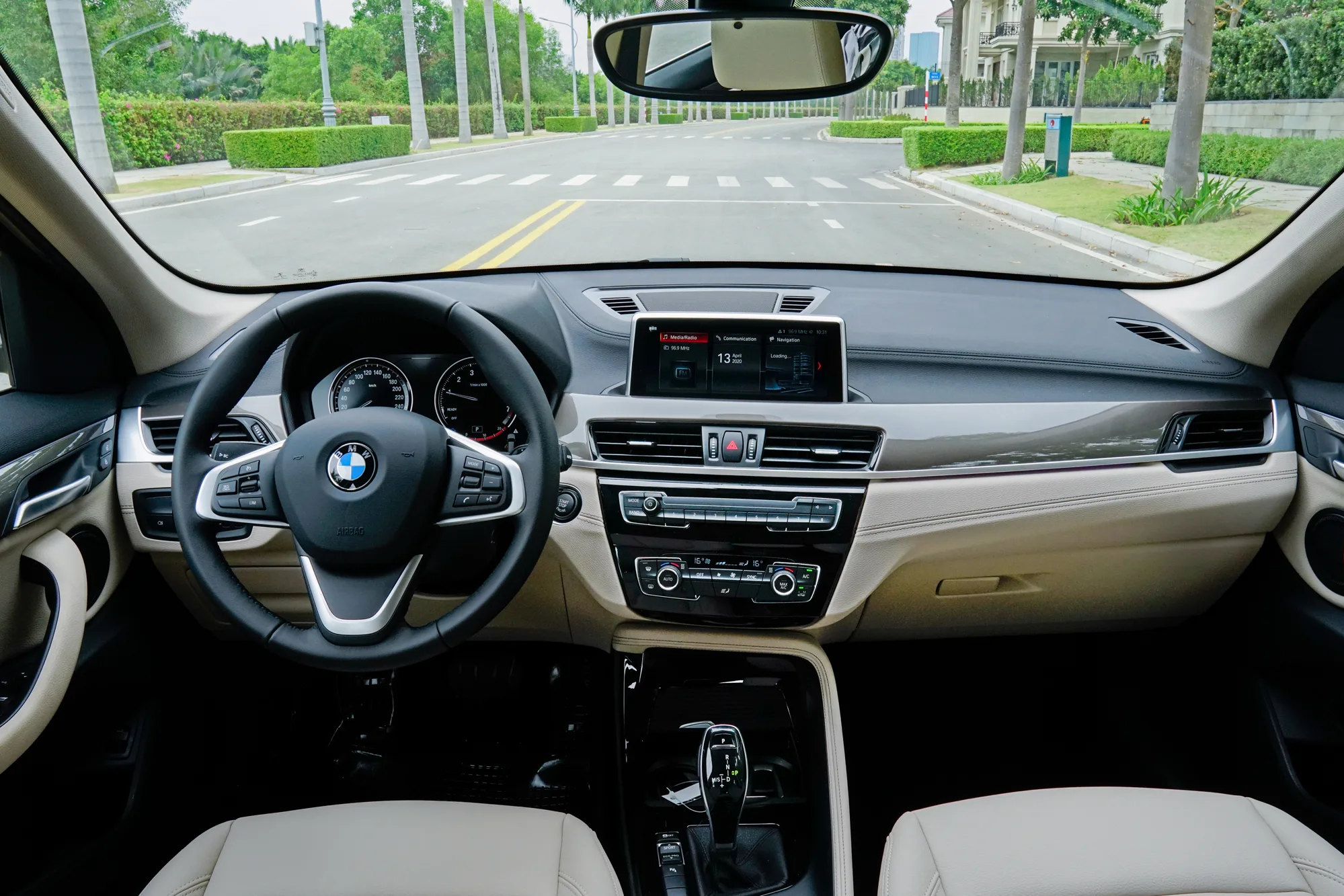 BMW X1