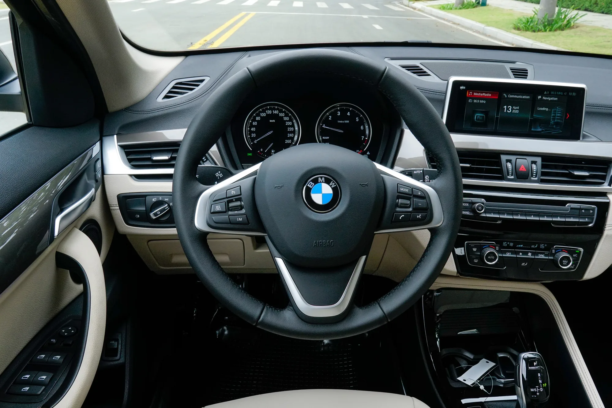 BMW X1